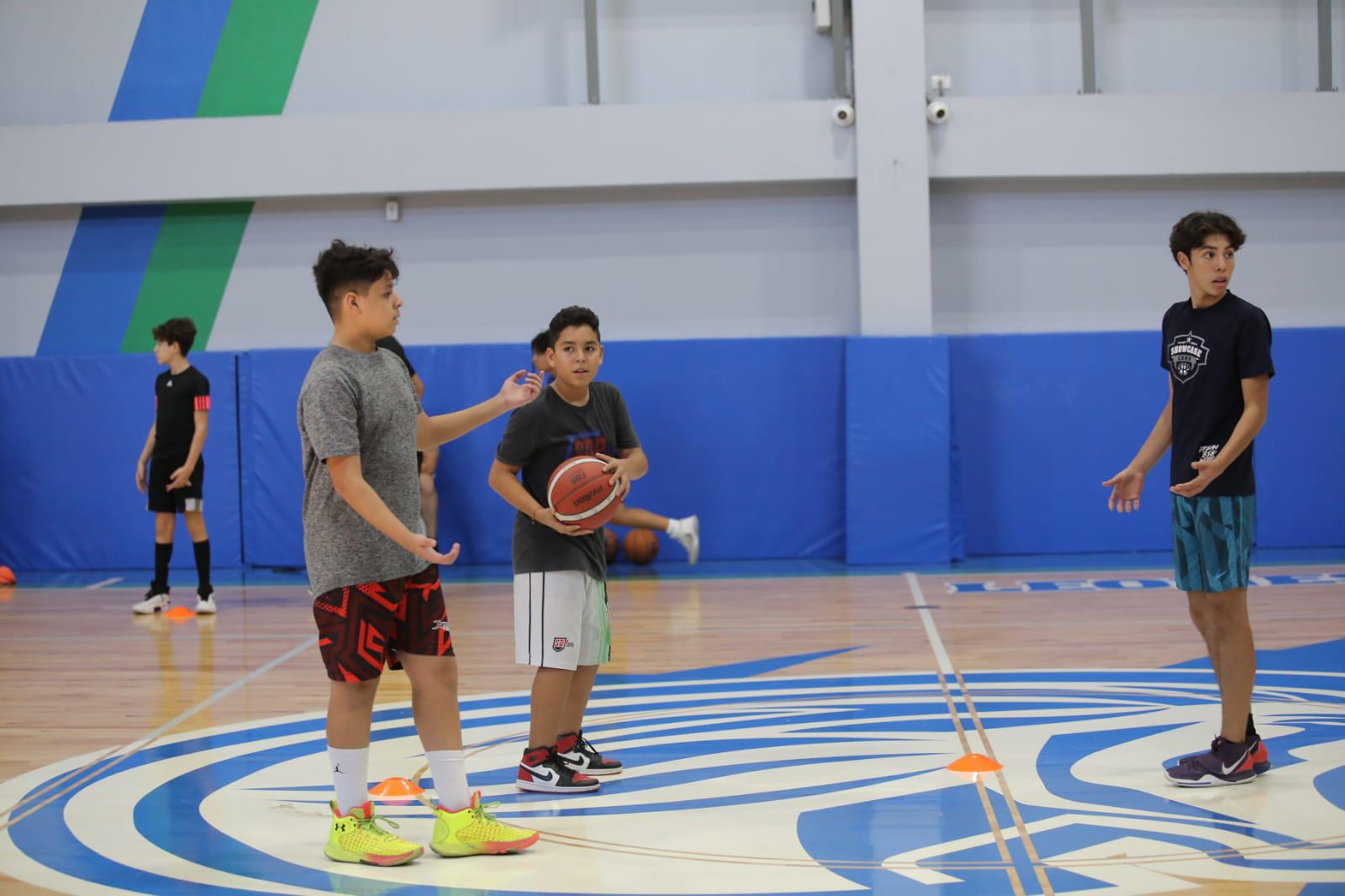 $!Equipo mexicano de baloncesto se prepara en Mazatlán para torneo en Colombia