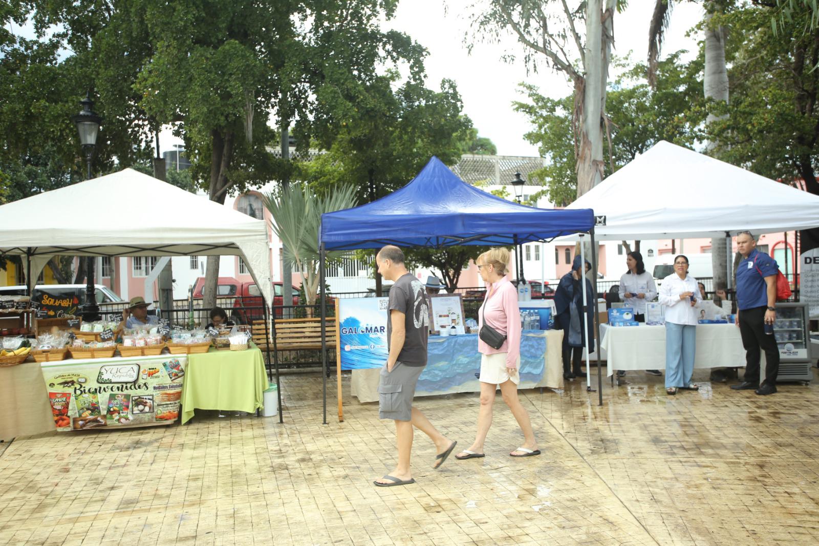 $!Mercado Orgánico realiza degustación de bebidas saludables hechas a base de frutos y colágeno marino