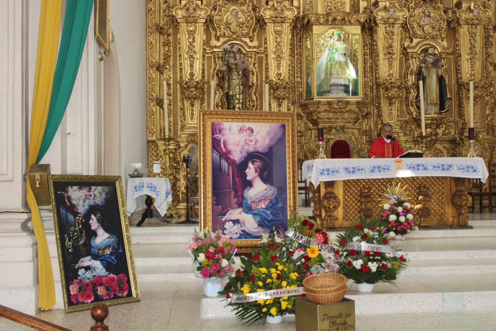 $!Músicos de Rosario celebran a Santa Cecilia con procesión y misa; le piden que haya trabajo