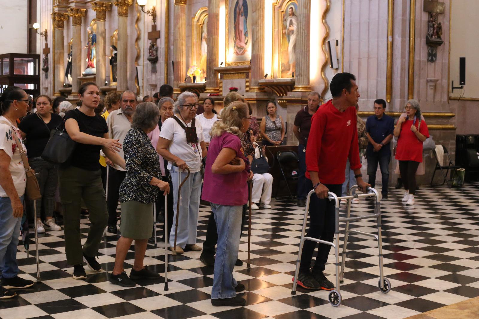 $!Celebra Catedral de Culiacán misa por enfermos con sacramento de la Unción