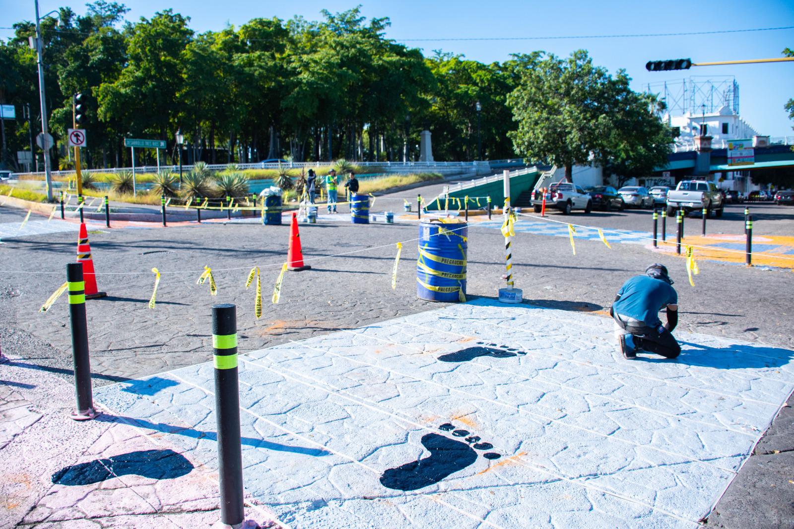 $!Avanza intervención del crucero Rafael Buelna y Riva Palacio en el centro de Culiacán