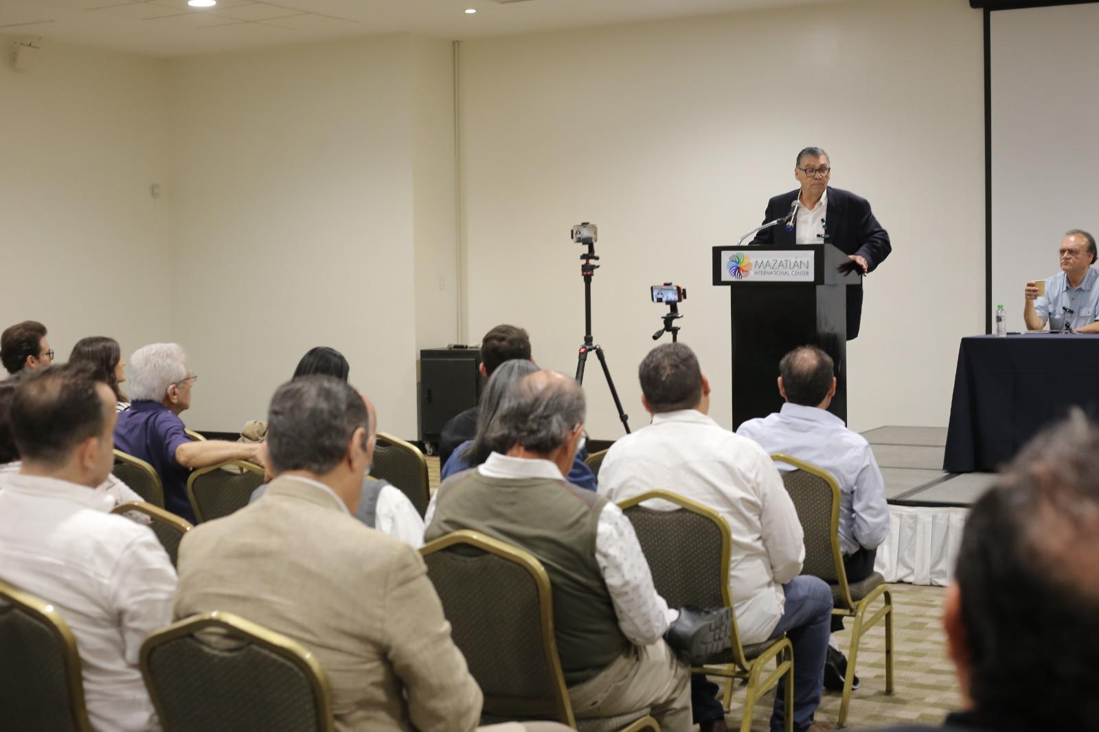 $!En conversatorio ciudadano, llaman especialistas a construir el Mazatlán del mañana