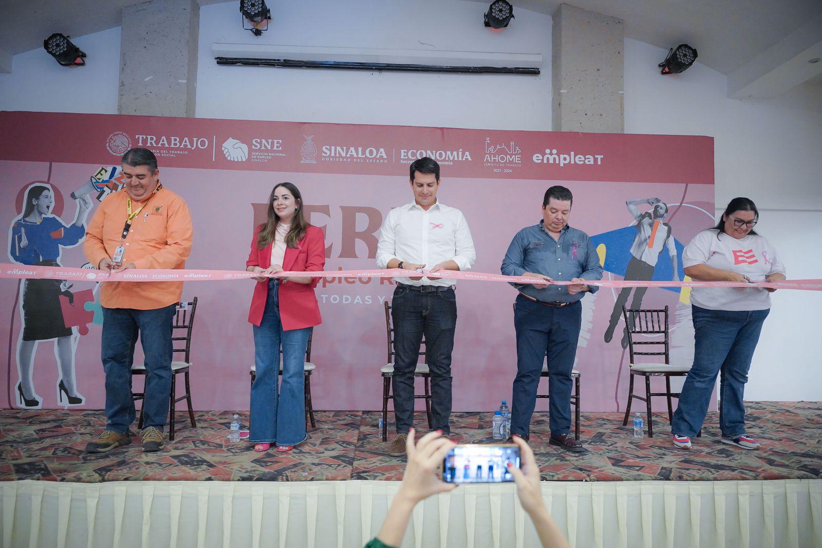 $!Celebran en Los Mochis ‘Feria de Empleo Rosa’, en la que se ofertaron más de mil vacantes
