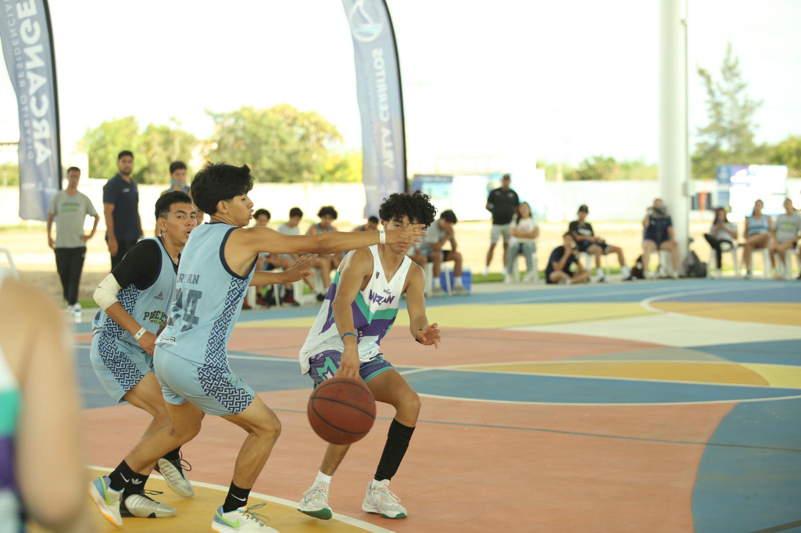 $!Plebes Basketball se adueña de rama varonil de Nacional Academias