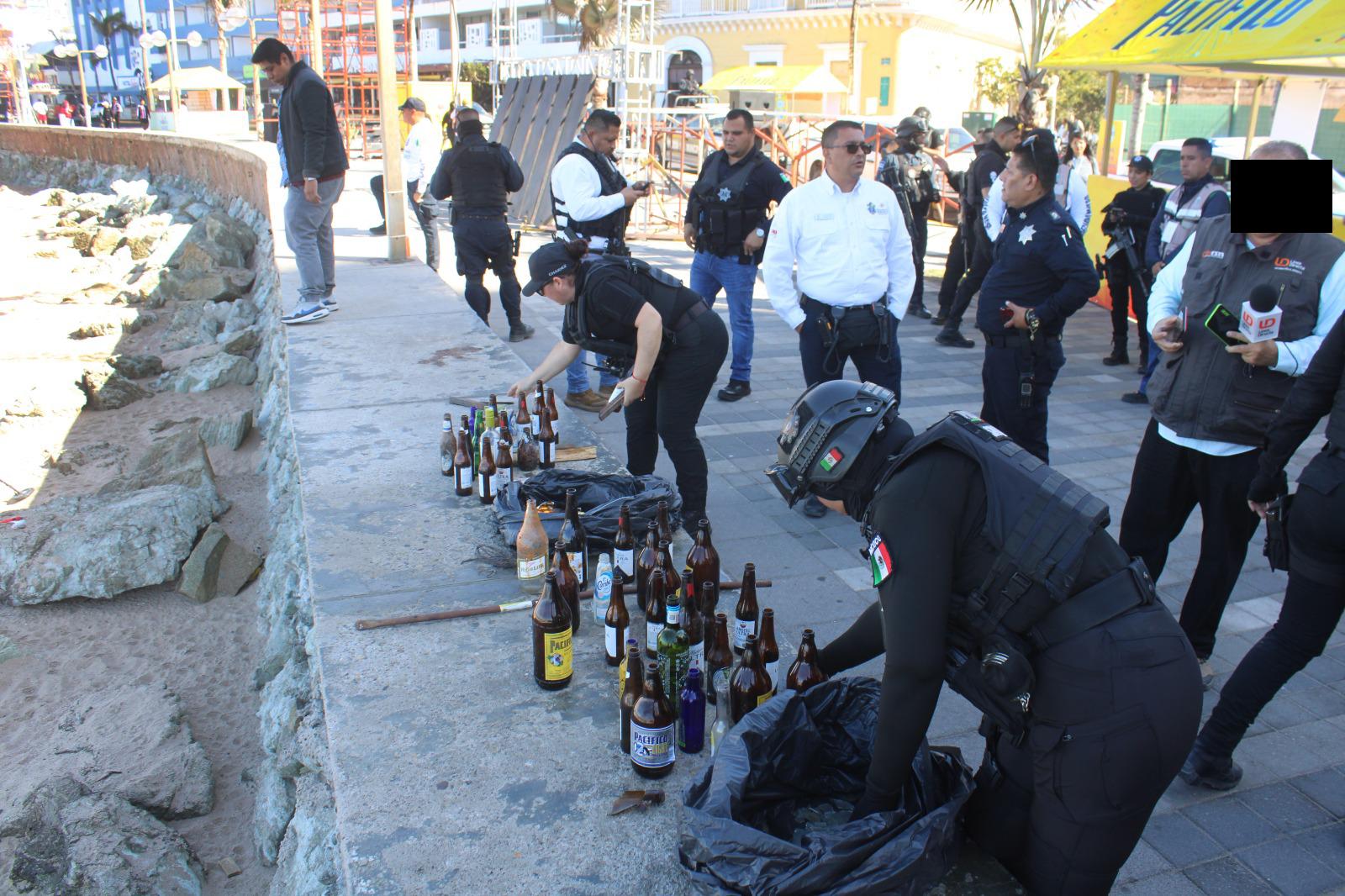 $!Hallan todo tipo de armas blancas en ‘barrido’ en zona carnavalera