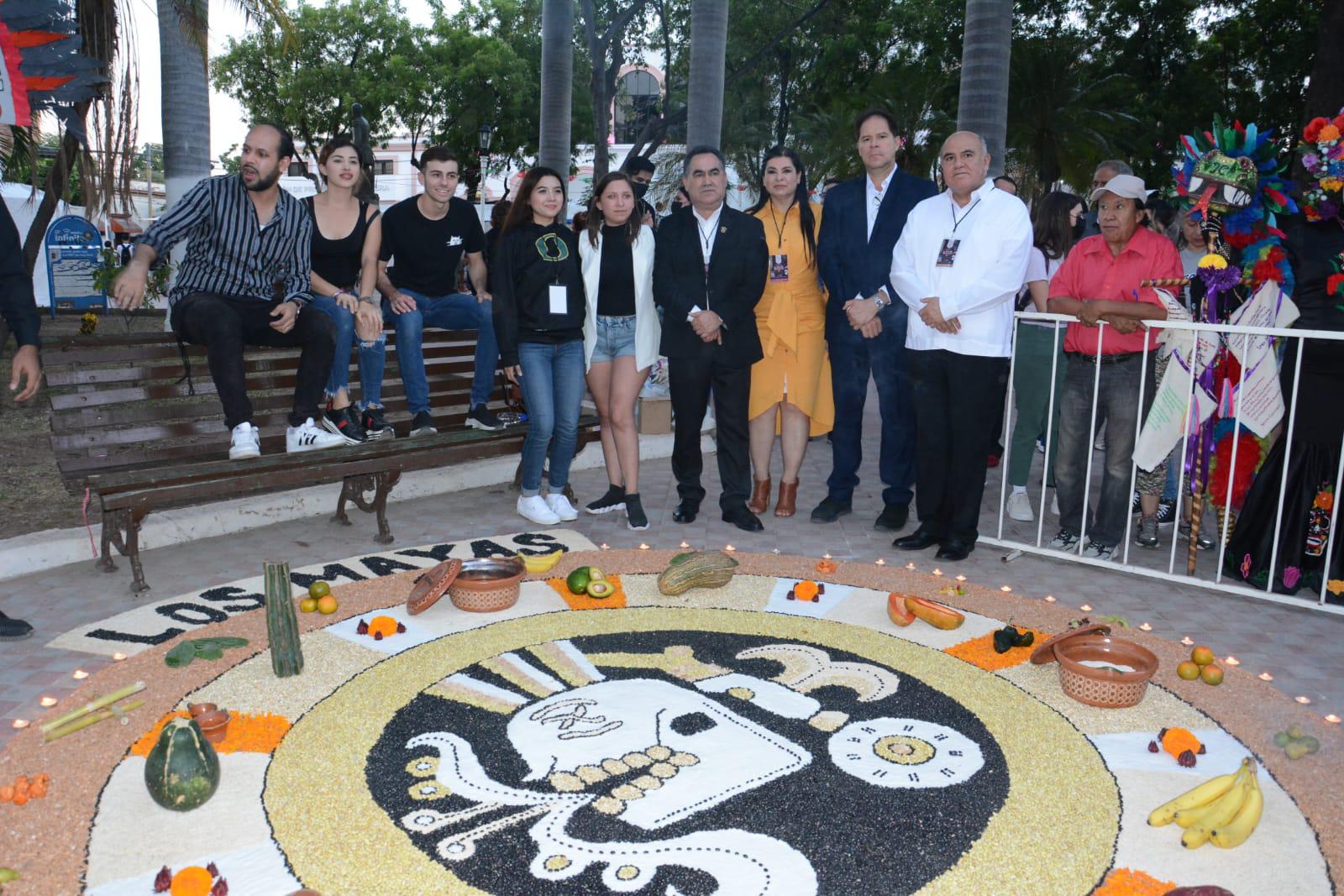 $!La UAS mantiene vivas las tradiciones de Día de Muertos