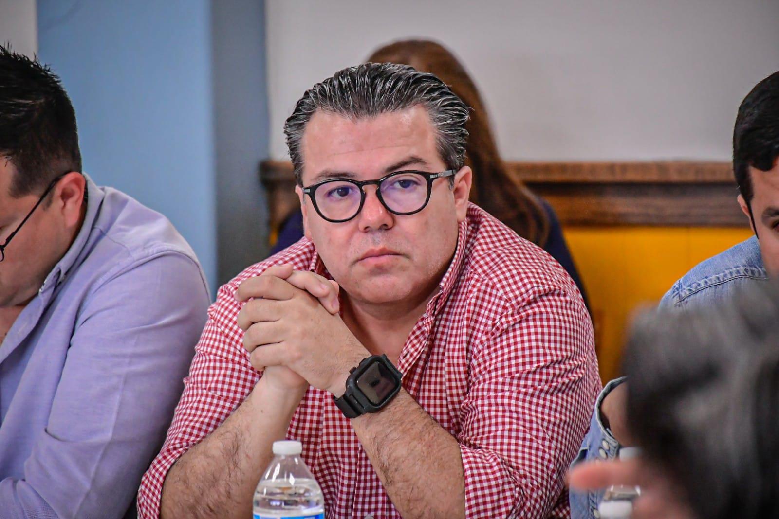 $!Acuerdan restauranteros y Alcalde trabajar juntos por Mazatlán