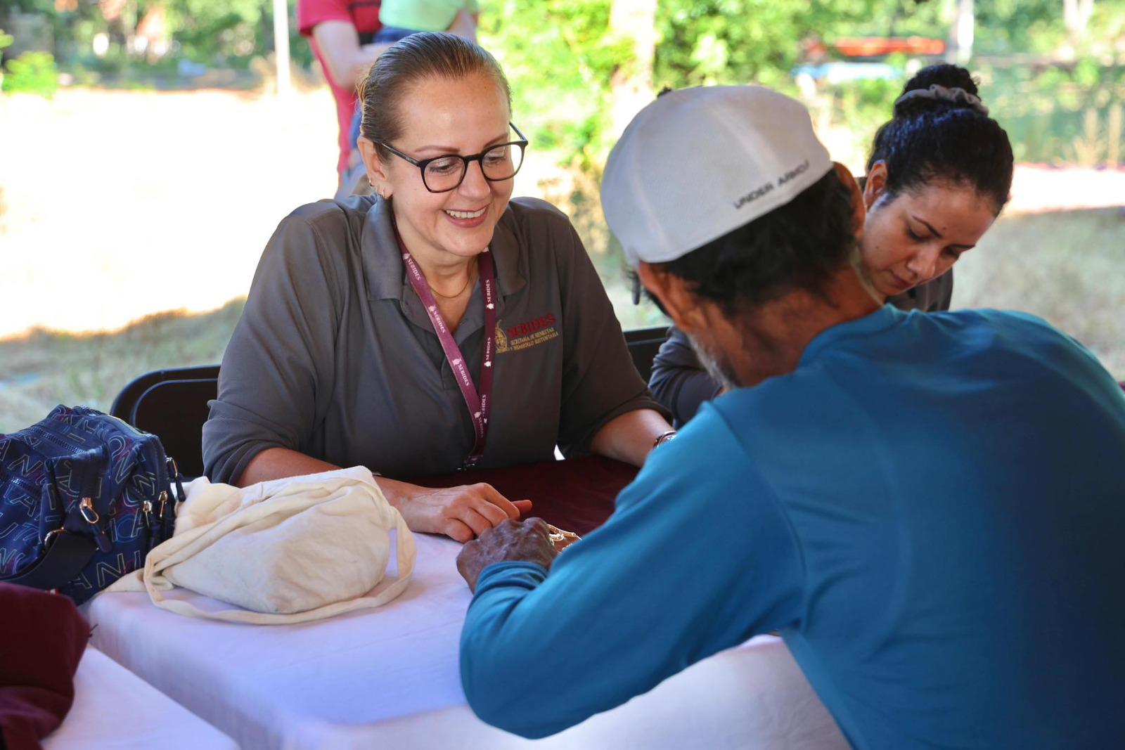 $!Gobierno de Sinaloa refuerza atención a familias desplazadas por la violencia de Culiacán y Badiraguato