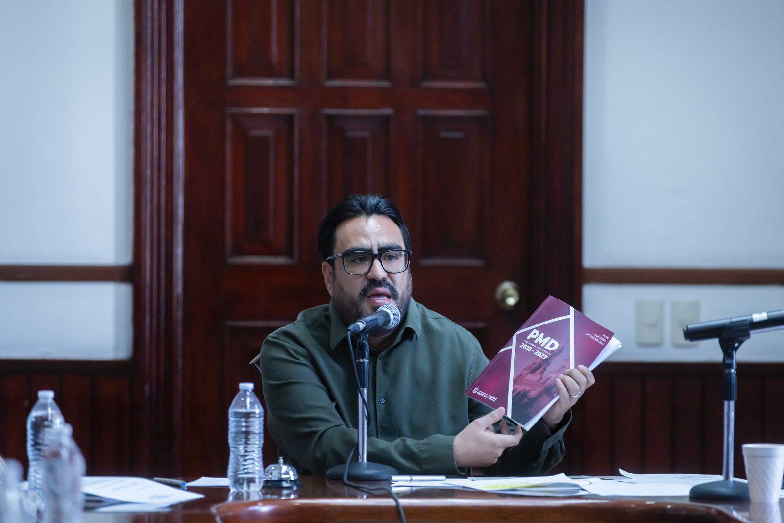 $!Aprueban por unanimidad Plan Municipal de Desarrollo de Culiacán; tiene una perspectiva de paz: Juan de Dios Gámez