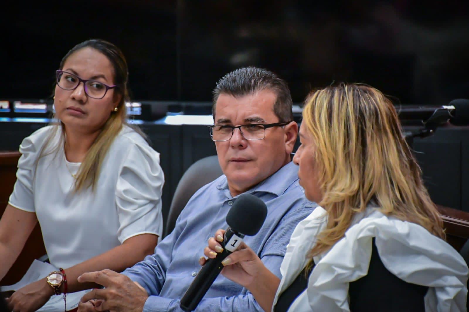 $!Se reúnen policías jubilados y viudas con autoridades municipales, en Mazatlán