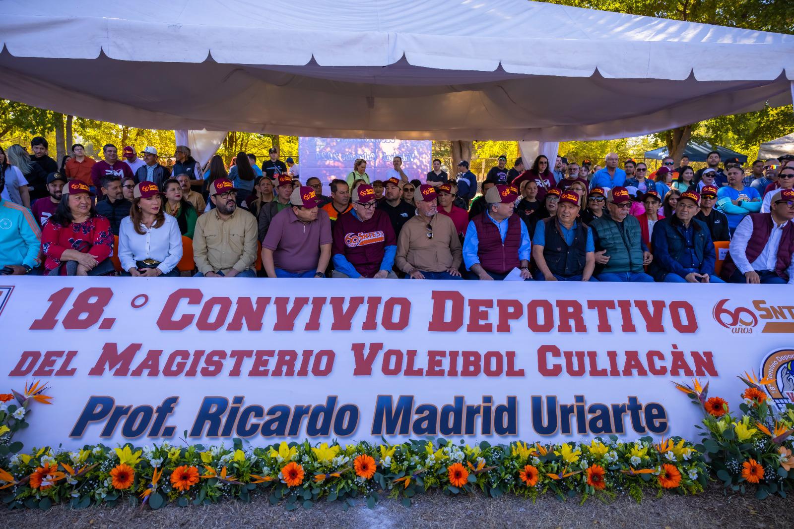 $!Realizan el 18 Torneo de Voleibol Magisterial en Culiacán