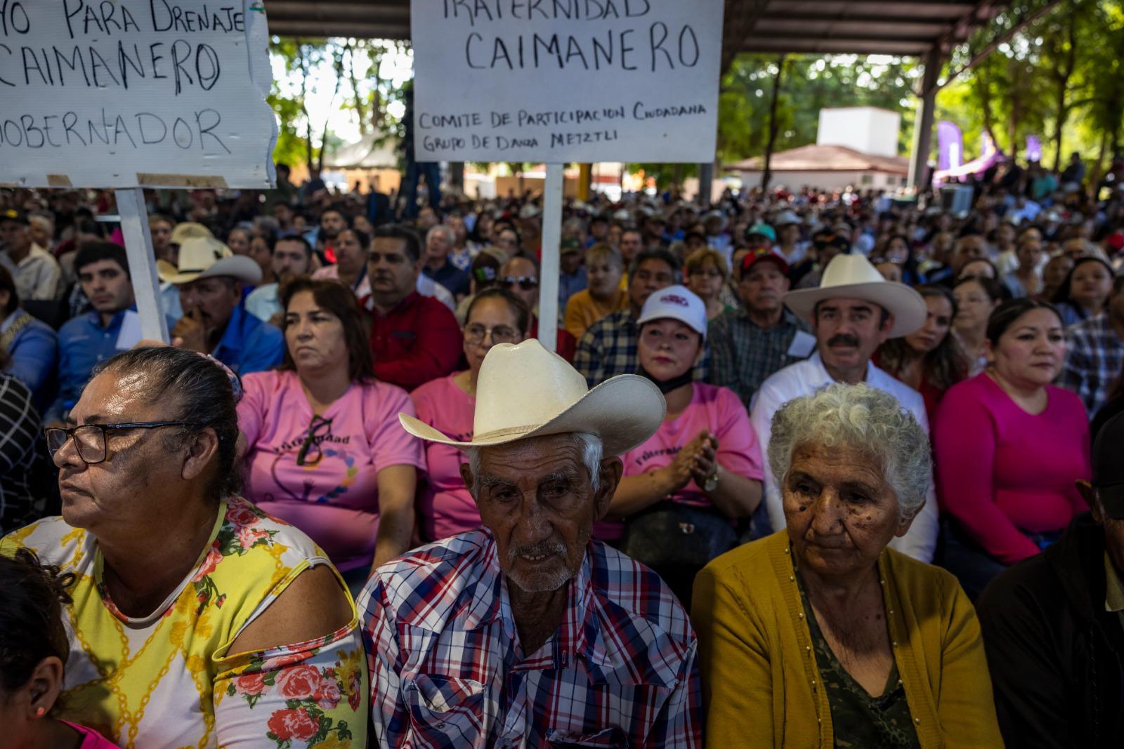 $!Más de 3 mil familias de Guasave reciben sus títulos de propiedad