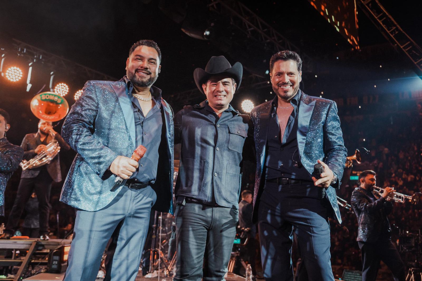 $!Alfredo Olivas entre Alan Ramírez y Oswaldo “Walo” Silvas.