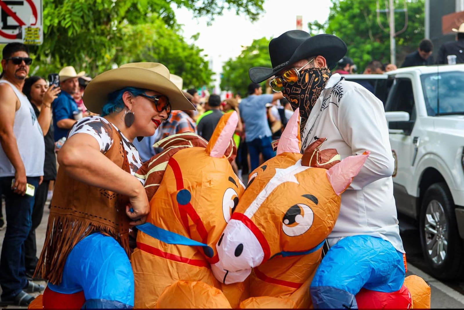 $!VaqueRun reúne a familias y jóvenes en una tarde de deporte, música y diversión en Culiacán