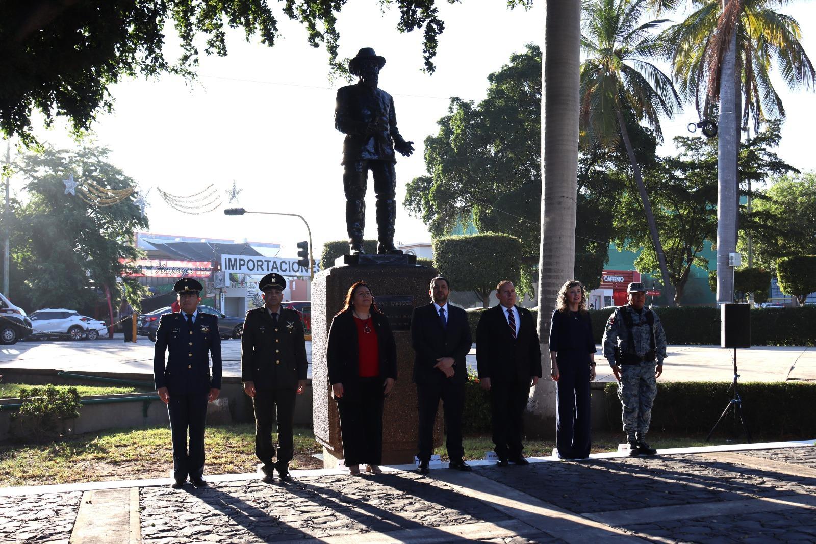 $!Autoridades civiles y militares conmemoran el 111 aniversario de la Ley Agraria, desde Sinaloa