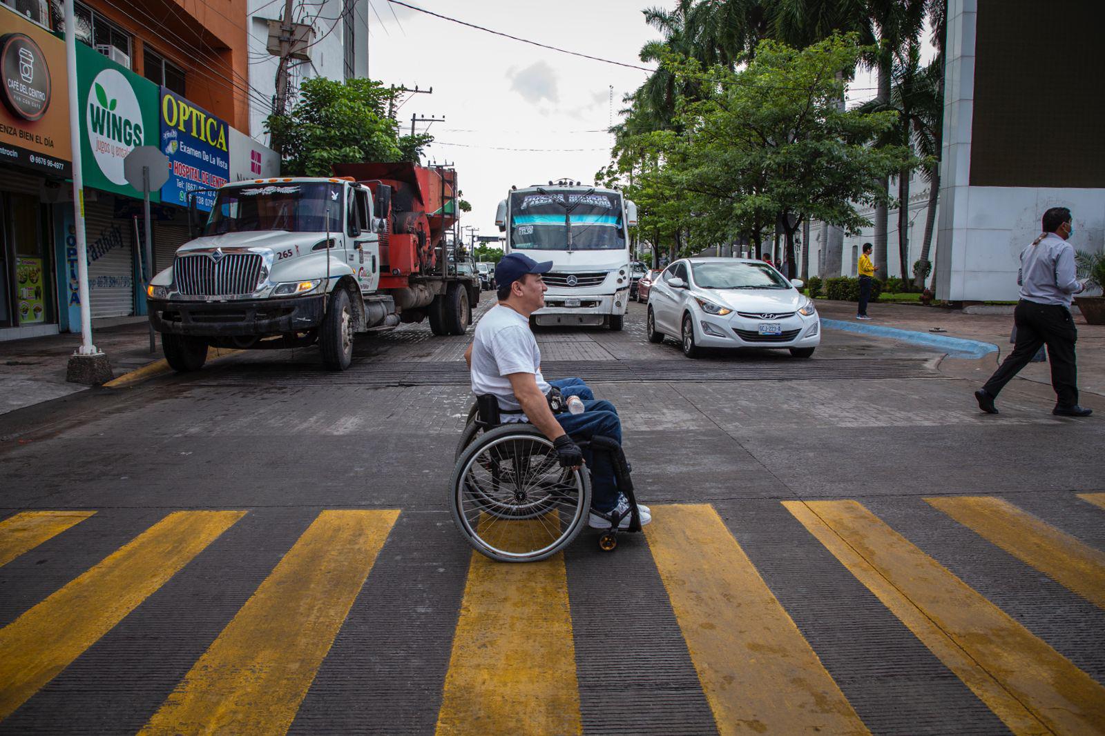 $!Con caminata, en Culiacán autoridades celebran el Día Mundial del Peatón