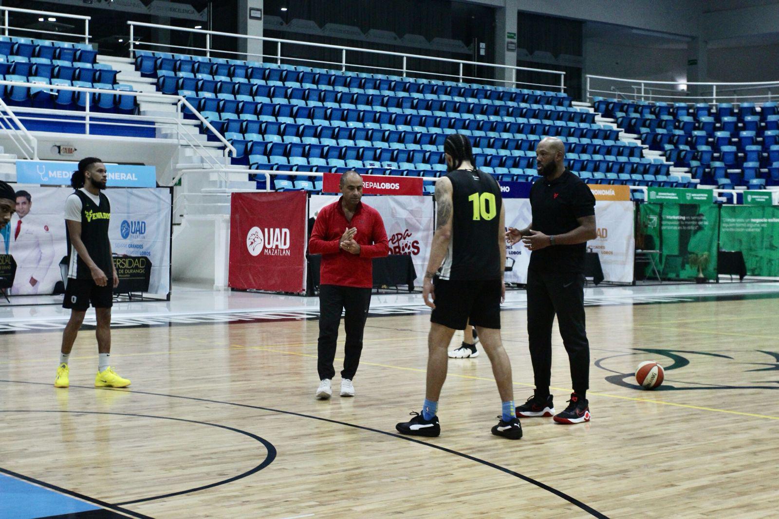$!Venados Basketball cumple primera semana de pretemporada