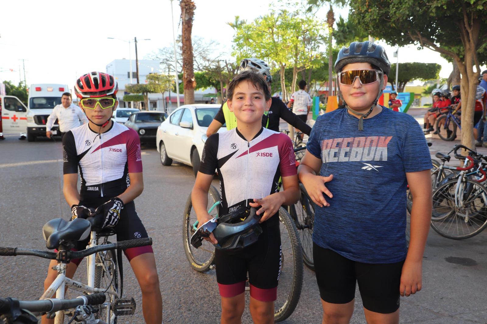 $!Realizan rodada para conmemorar el Día Mundial de la Bicicleta, en Elota