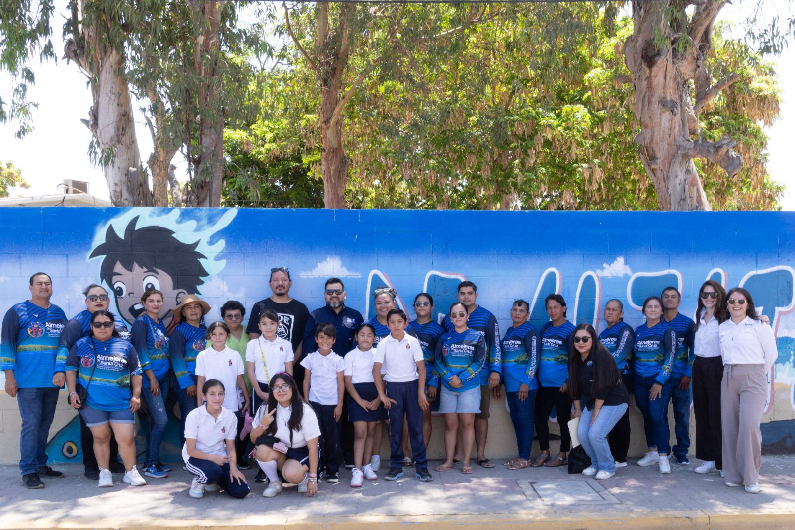 $!Develan mural que cuenta la historia de la pesca sustentable en Altata