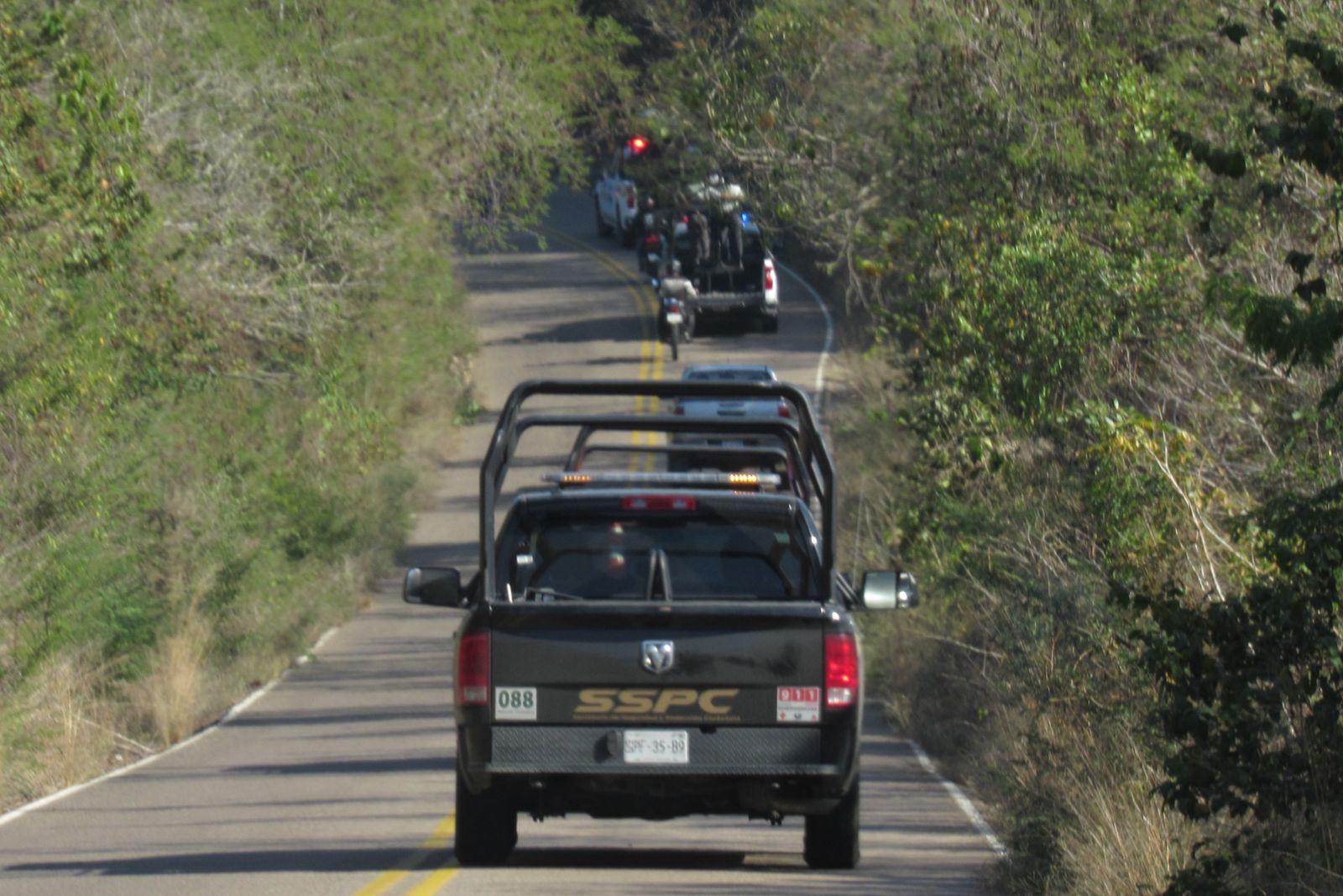 $!Realizan Tianguis e inauguración de mural en el callejón Cruz Lizárraga en El Recodo bajo fuerte dispositivo de seguridad