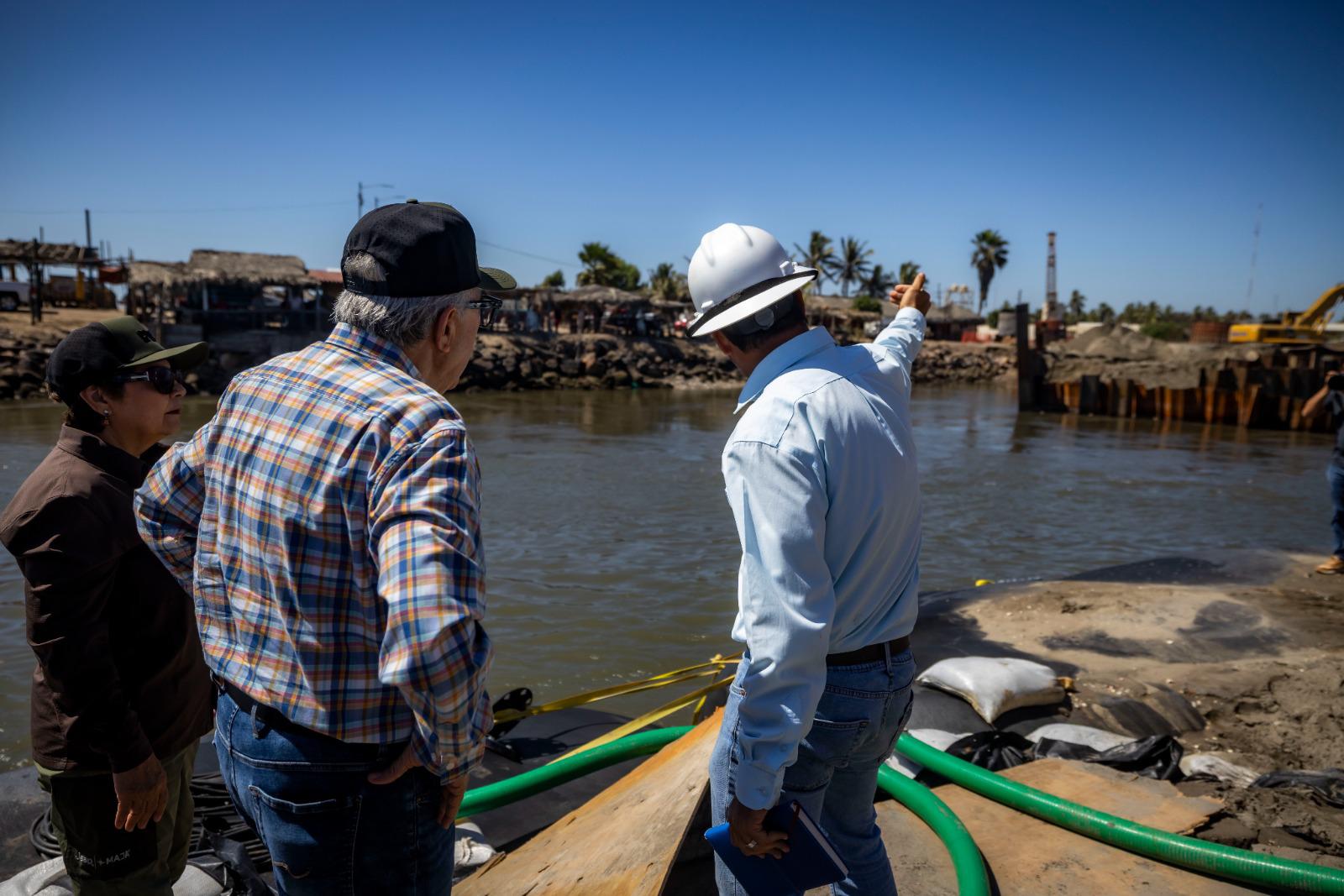 $!Supervisa Rocha Moya avance del puente Bellavista-Boca del Río-Las Glorias, en Guasave
