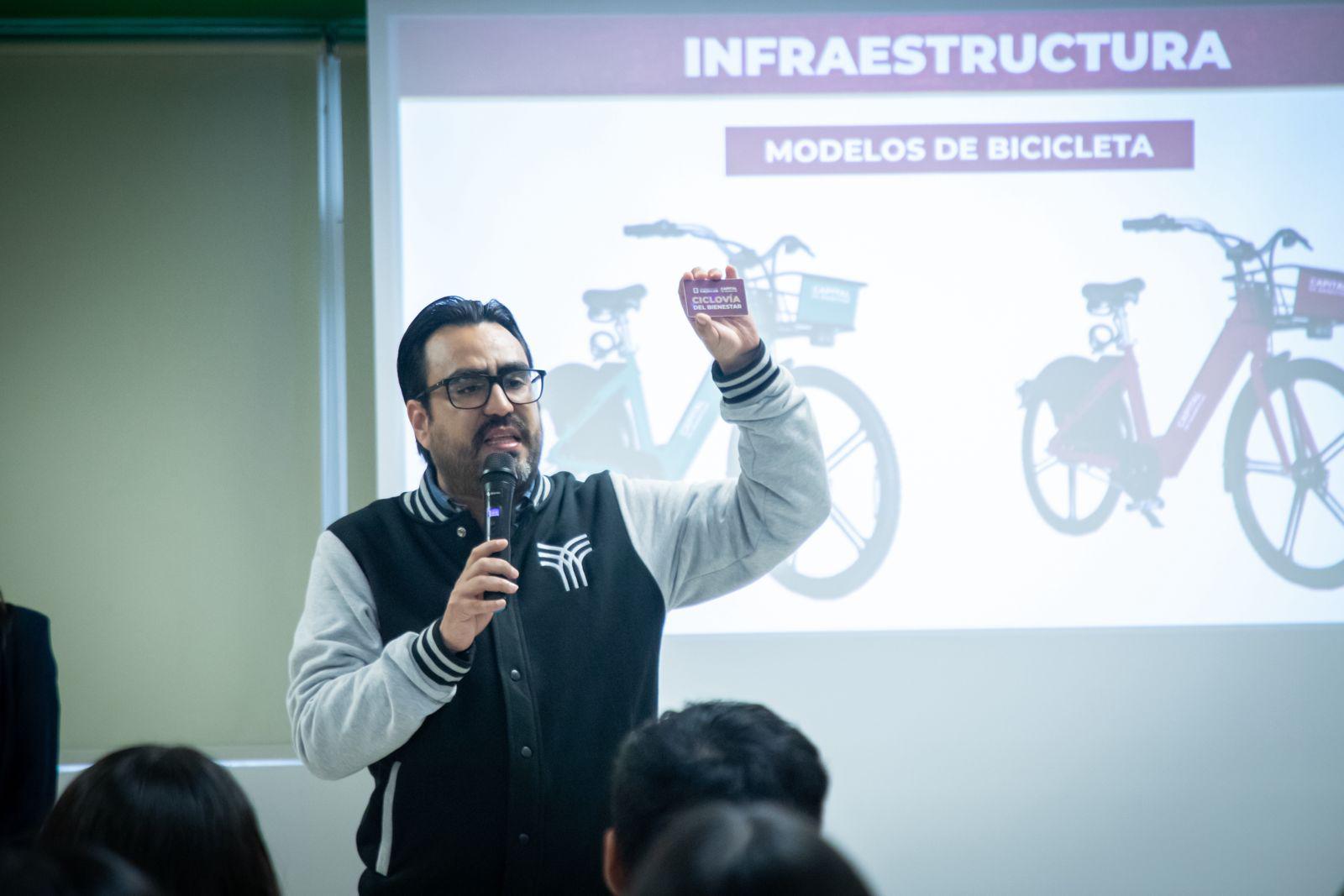 $!Presenta Gámez Mendívil proyecto de ciclovías a estudiantes del Tecmilenio