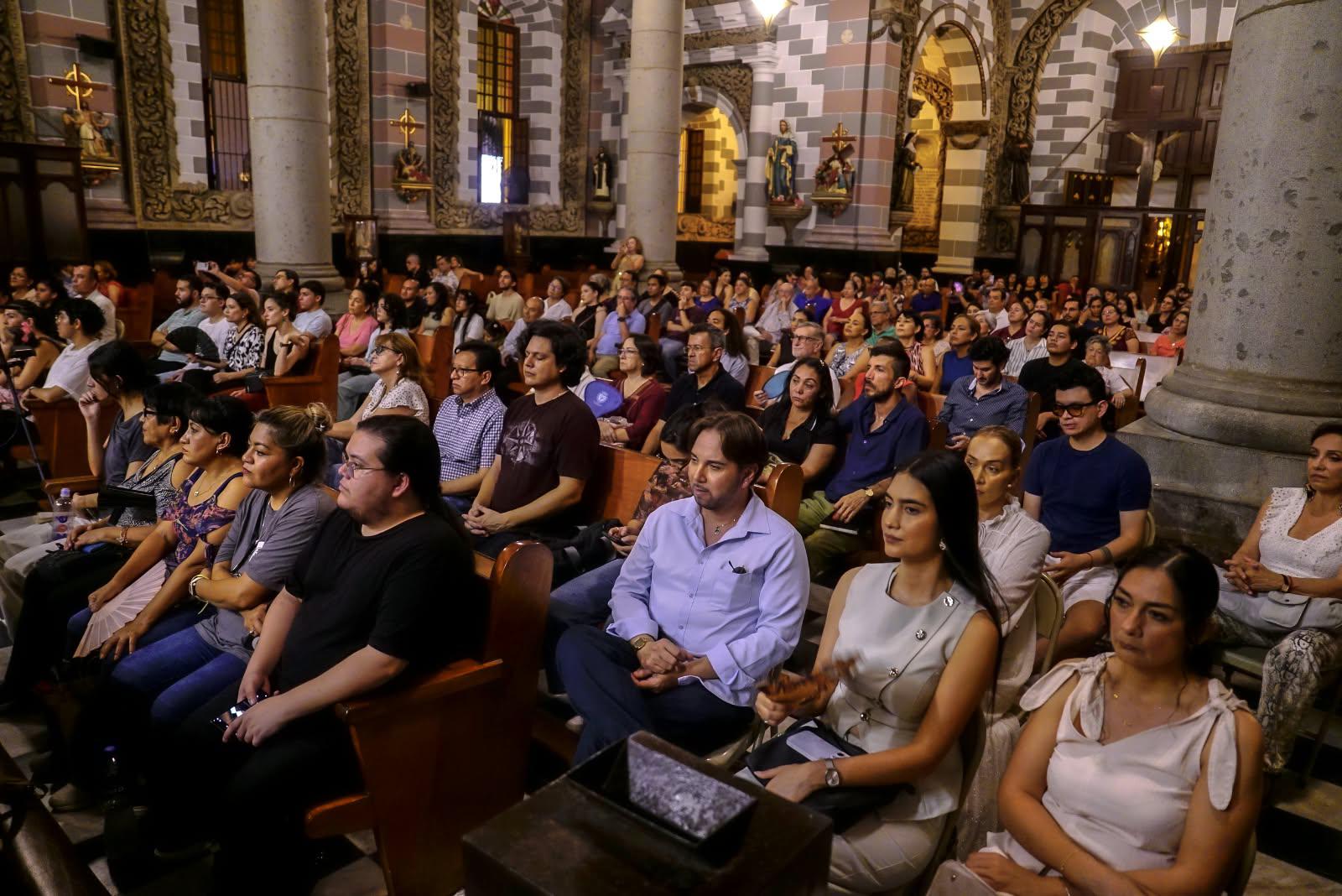 $!El público disfrutó en la Catedral Basílica de la Inmaculada Concepción el concierto de clausura del Festival.