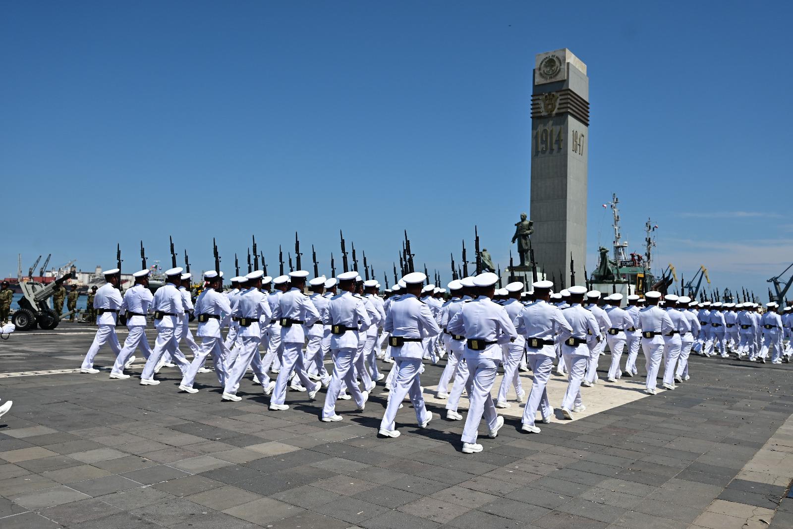 $!Conmemoran 205 años del nacimiento de la Armada de México