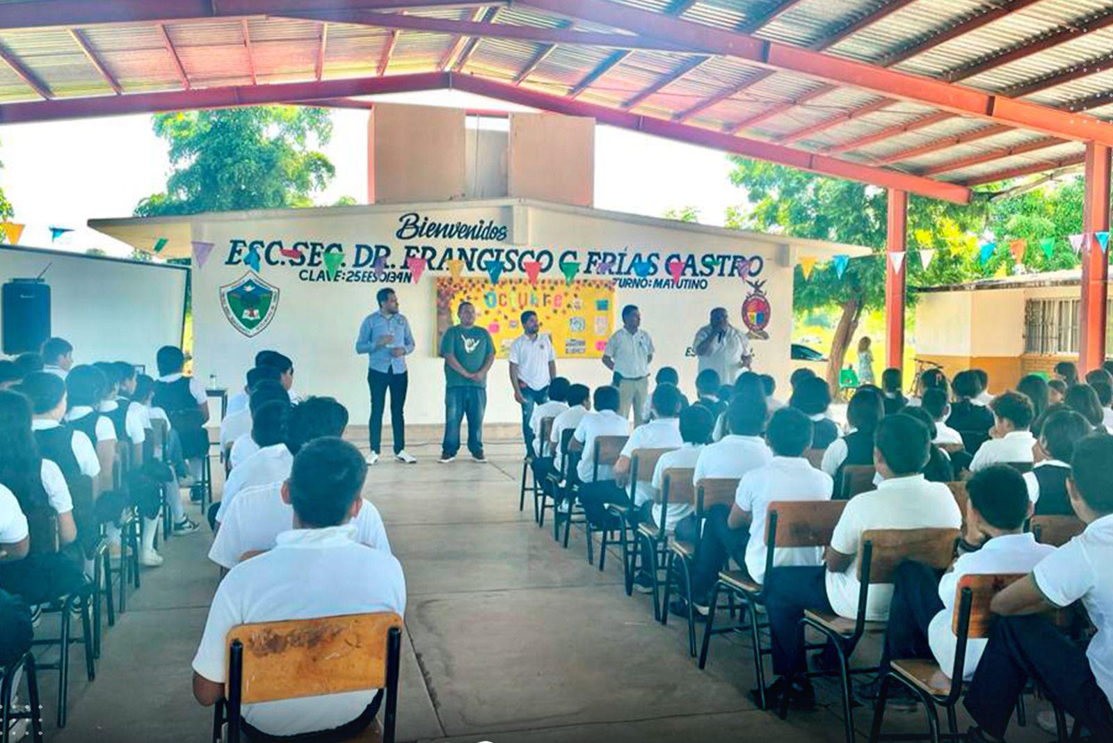 $!Impulsa Ayuntamiento de Escuinapa conciencia ambiental en estudiantes de Secundaria