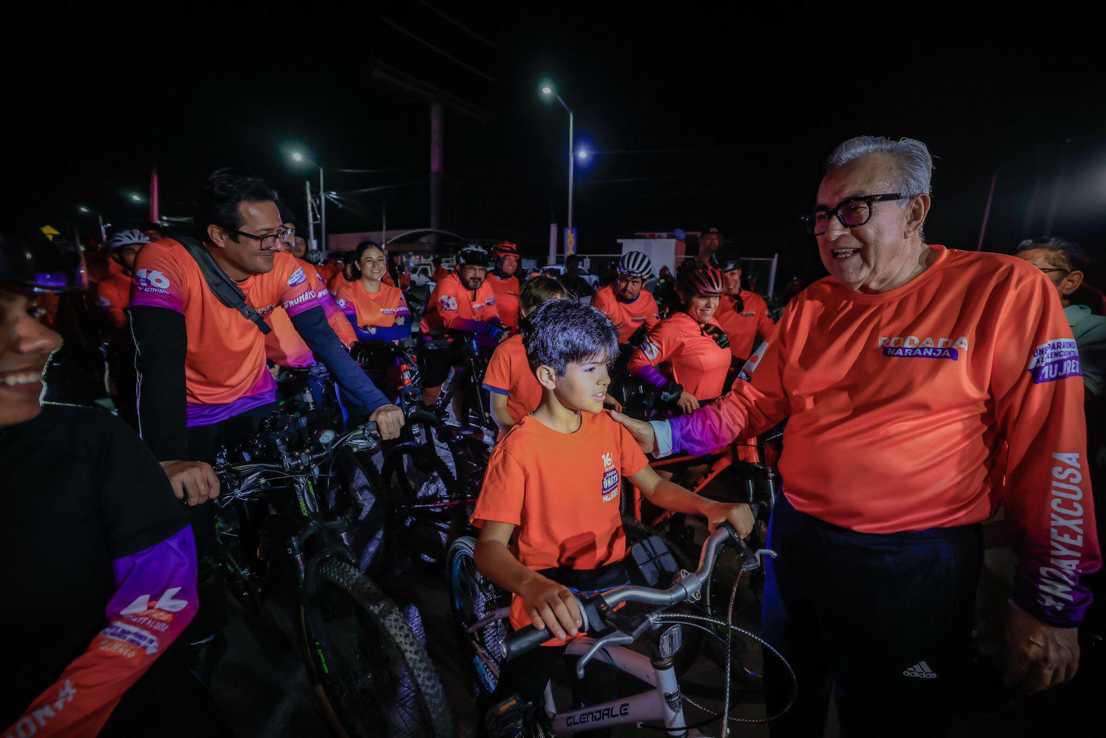 $!Rodada Naranja reúne a mil 300 ciclistas en arranque de los 16 Días de Activismo contra la Violencia de Género