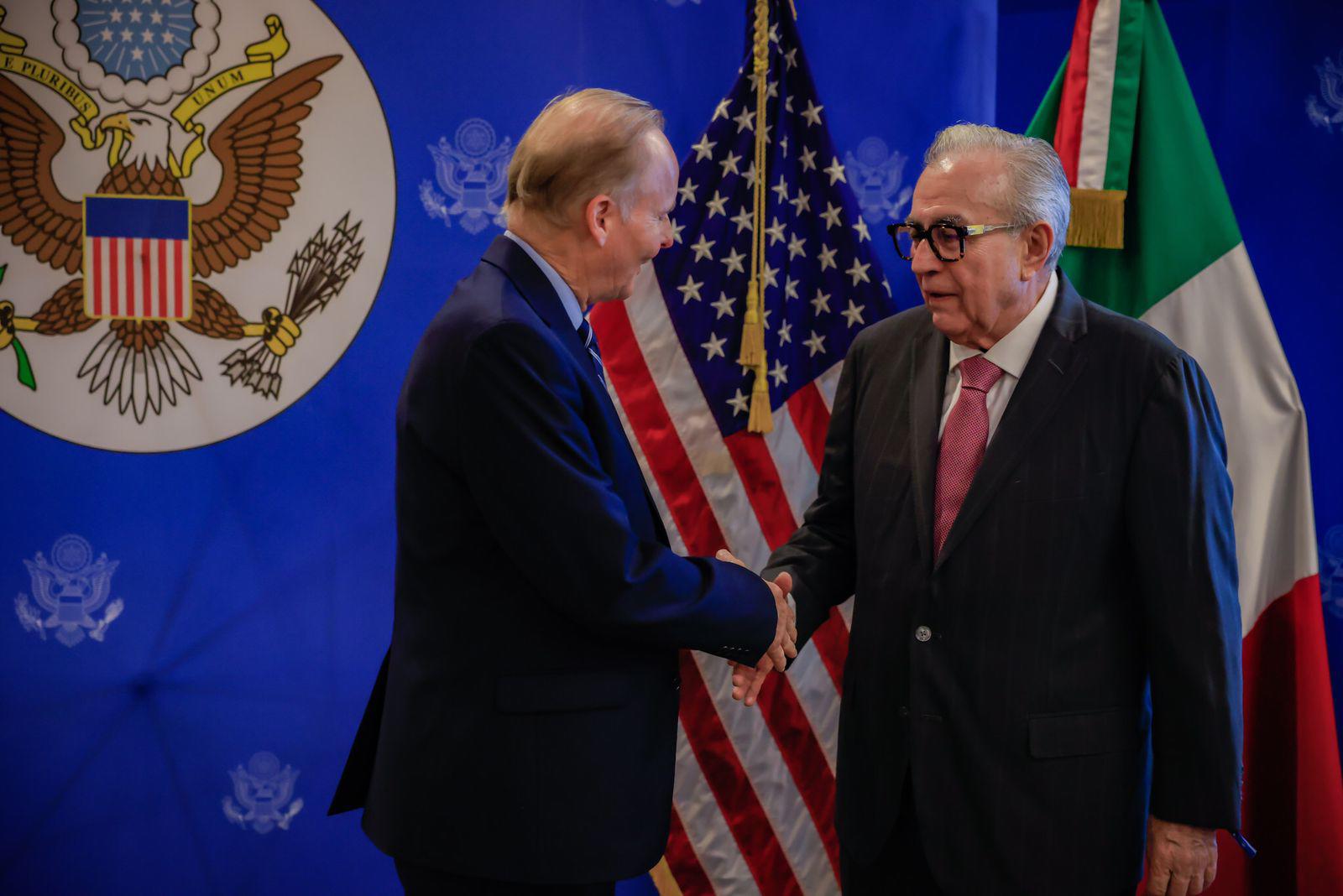 $!Acude Rocha a celebración de la Independencia de Estados Unidos en Consulado de Hermosillo