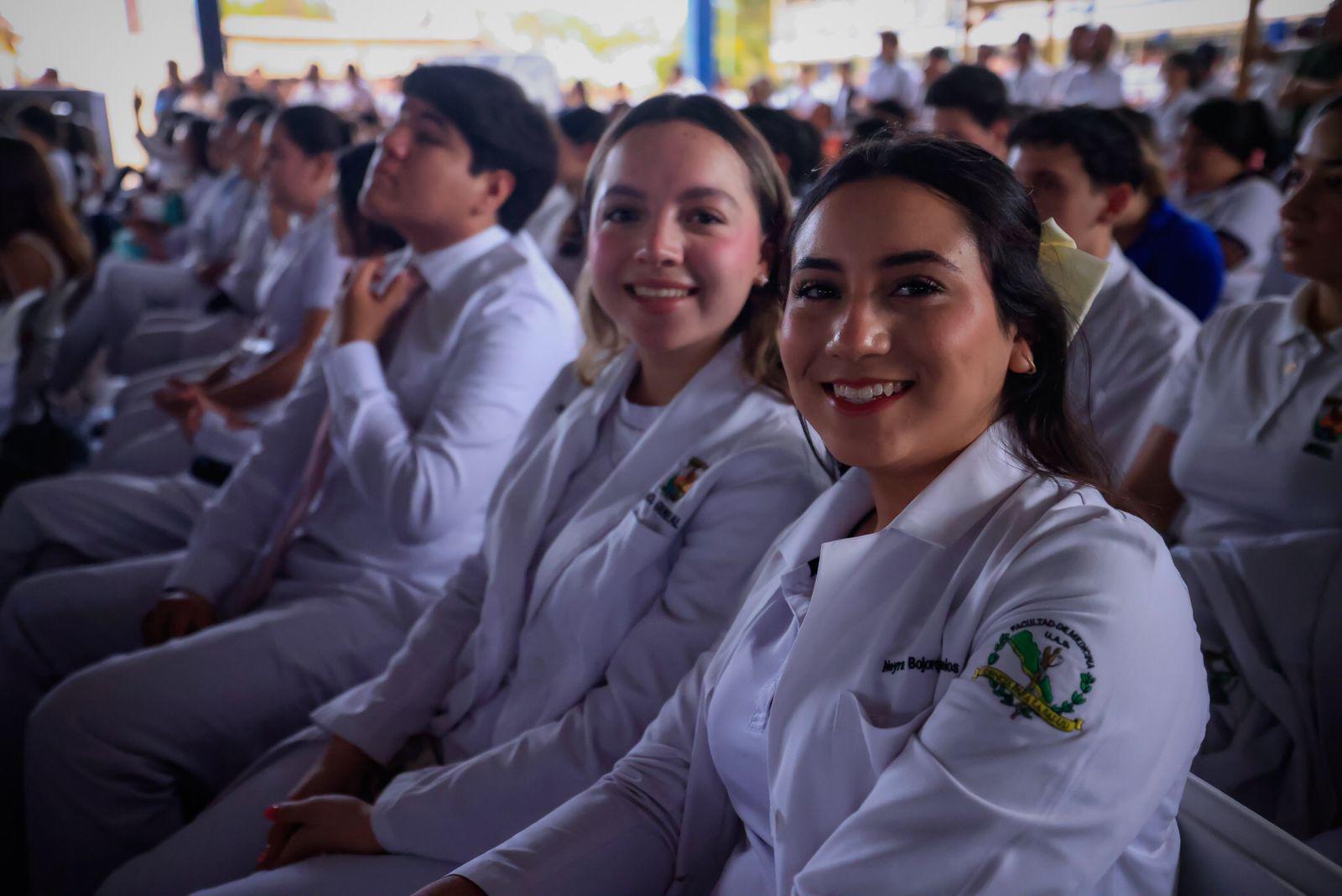 $!Dan banderazo a obra de edificio de la Facultad de Medicina de la UAS en Guasave; costará $48.9 millones