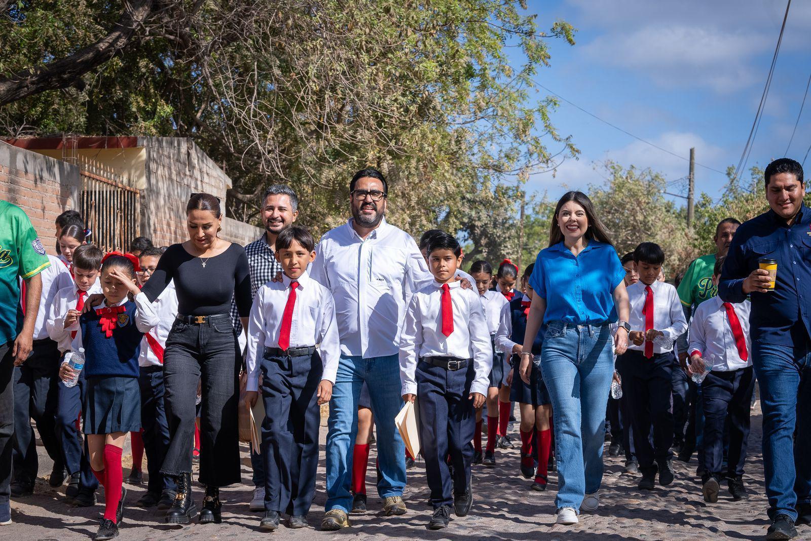 $!Gobierno de Culiacán entrega obras por $28 millones sindicaturas de Quilá y San Lorenzo