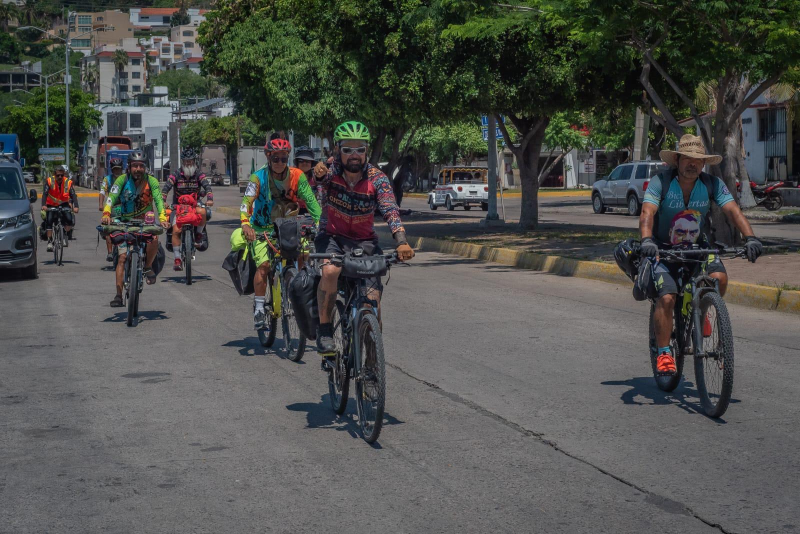 $!Ruta Chichimeca cumple 23 años y hace escala en Mazatlán rumbo a la frontera sur de México