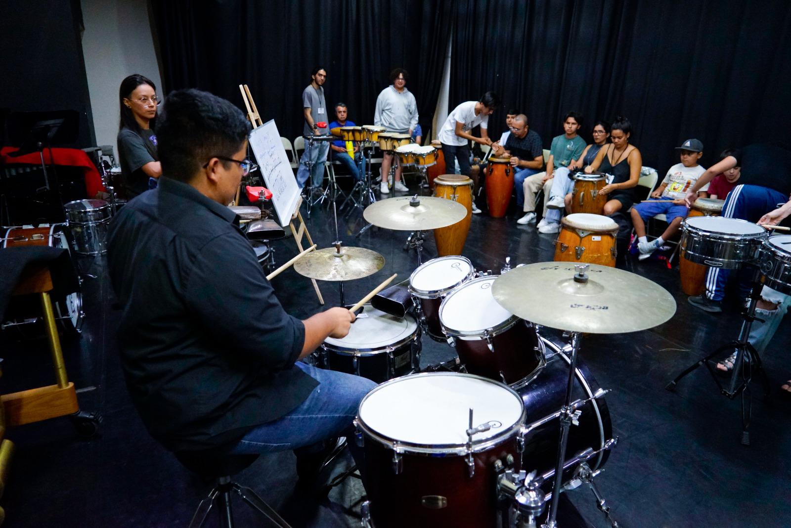 $!El encuentro permitió demostrar que la música puede generar un espacio de encuentro y aprendizaje.