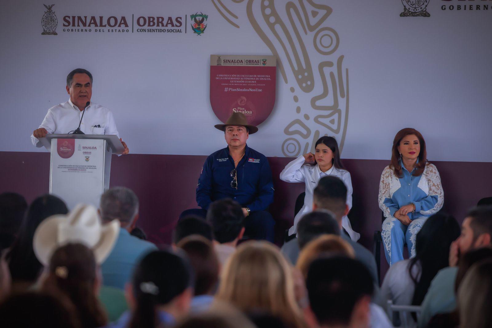 $!Dan banderazo a obra de edificio de la Facultad de Medicina de la UAS en Guasave; costará $48.9 millones