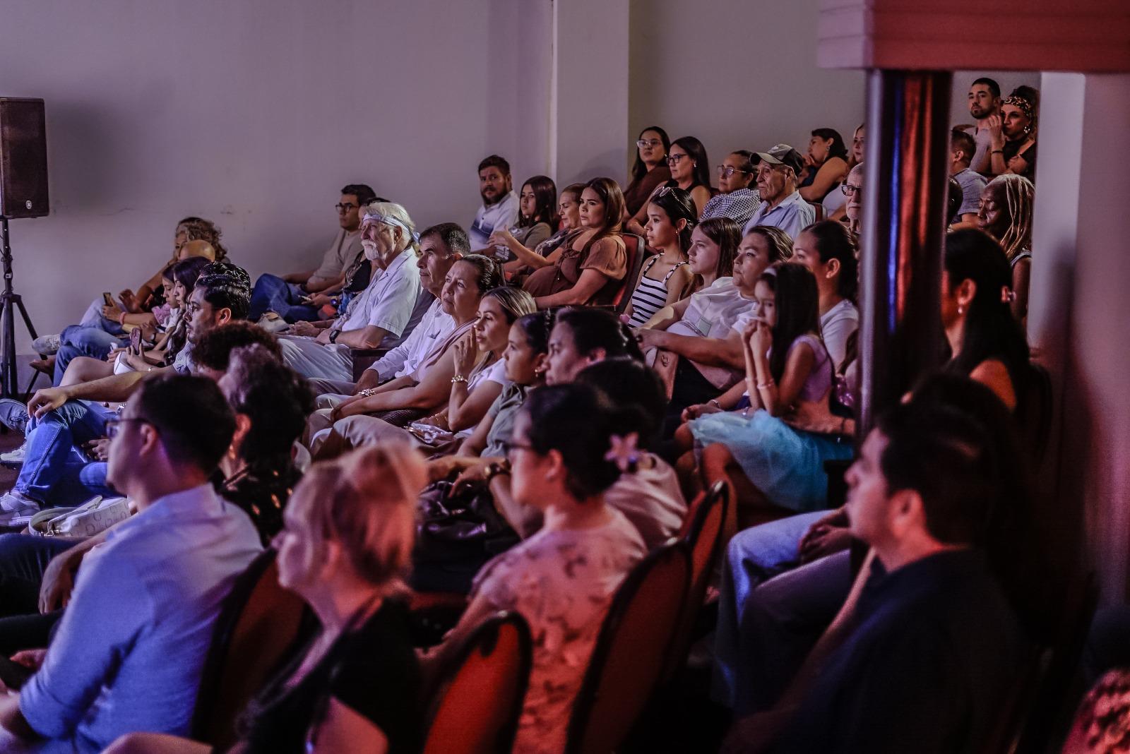 $!Casa Haas recibió a los asistentes que acudieron a disfrutar de la propuesta que fusionó música clásica y danza.