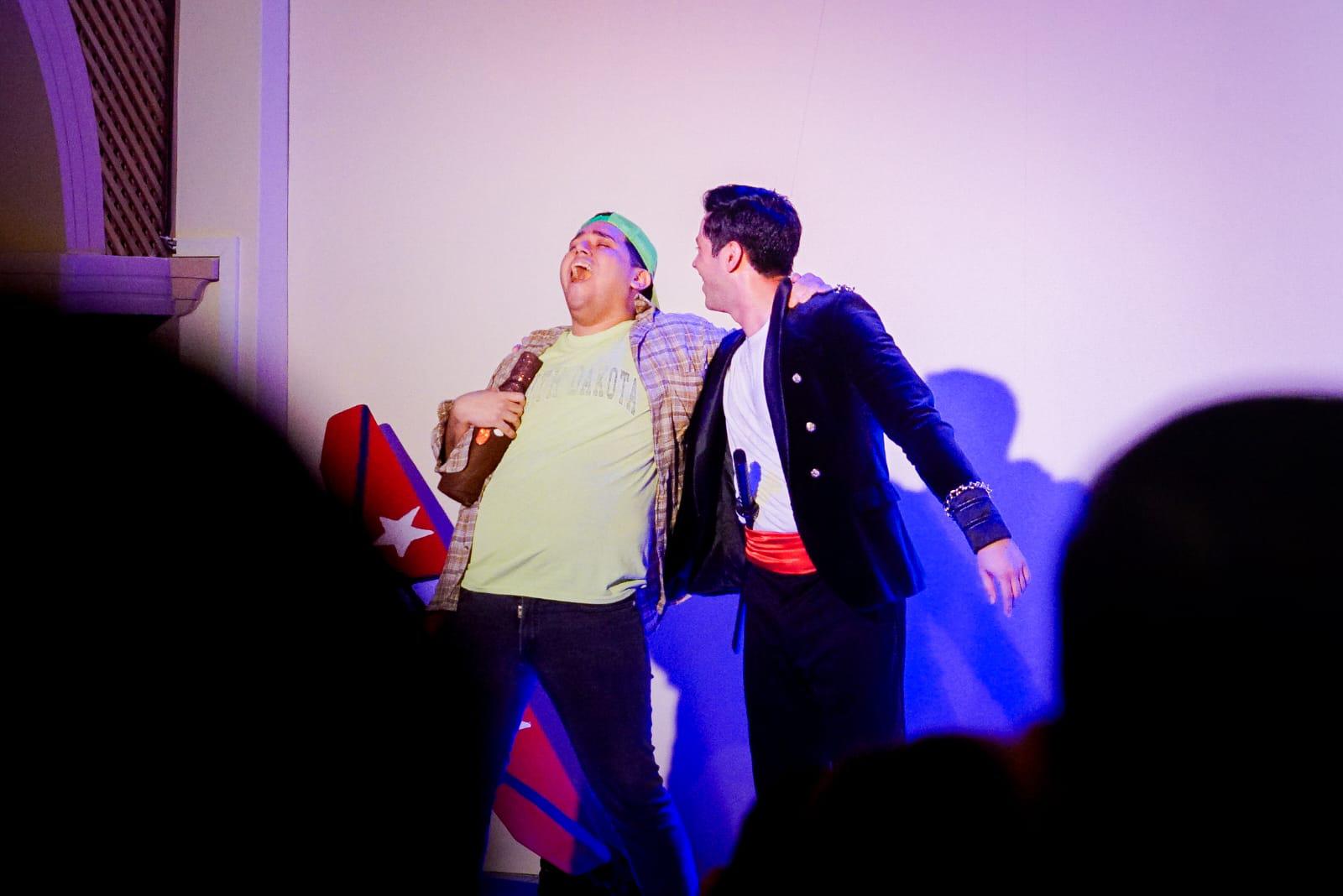 $!La obra invitó a redescubrir la infancia perdida y la importancia de volver a conectar con nuestro niño interior.