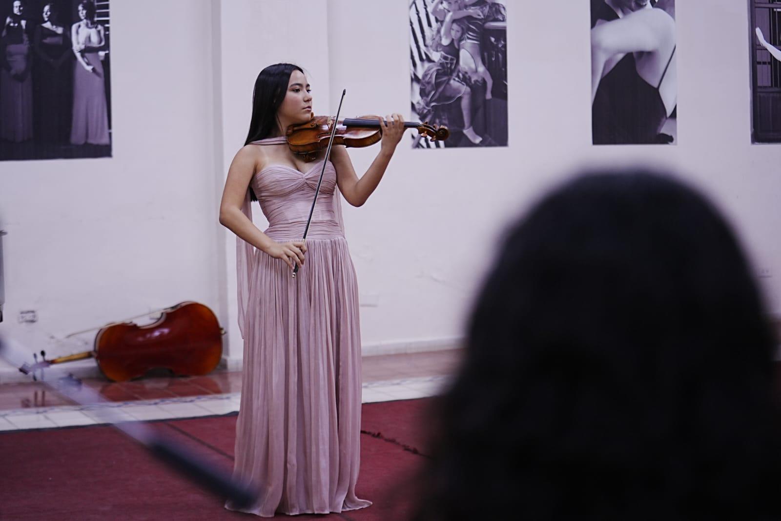 $!Los músicos compartieron piezas fundamentales del repertorio violinístico universal.