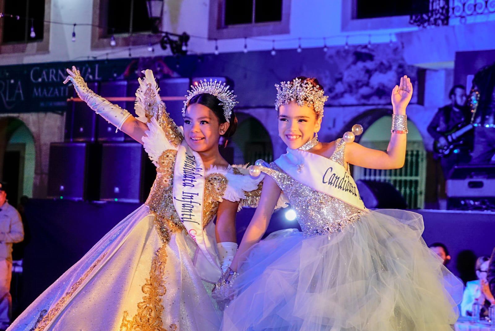 $!Ángela Salazar y Ximena Lizárraga, Reina Infantil y Reina de la Poesía del Carnaval Internacional de Mazatlán 2025, respectivamente.