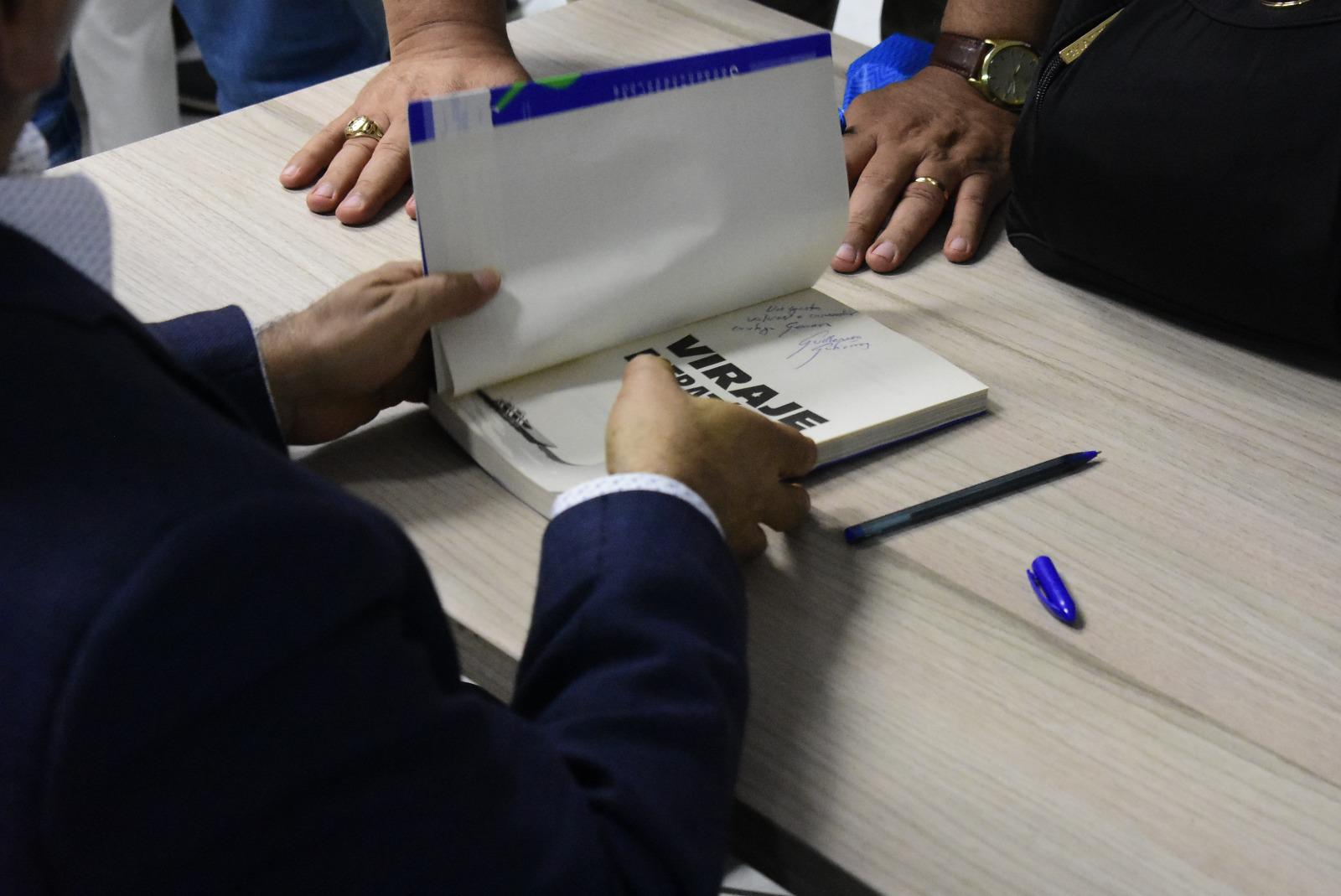 $!Gobiernos y entornos adversos invitan a reinventar las empresas: Dumois