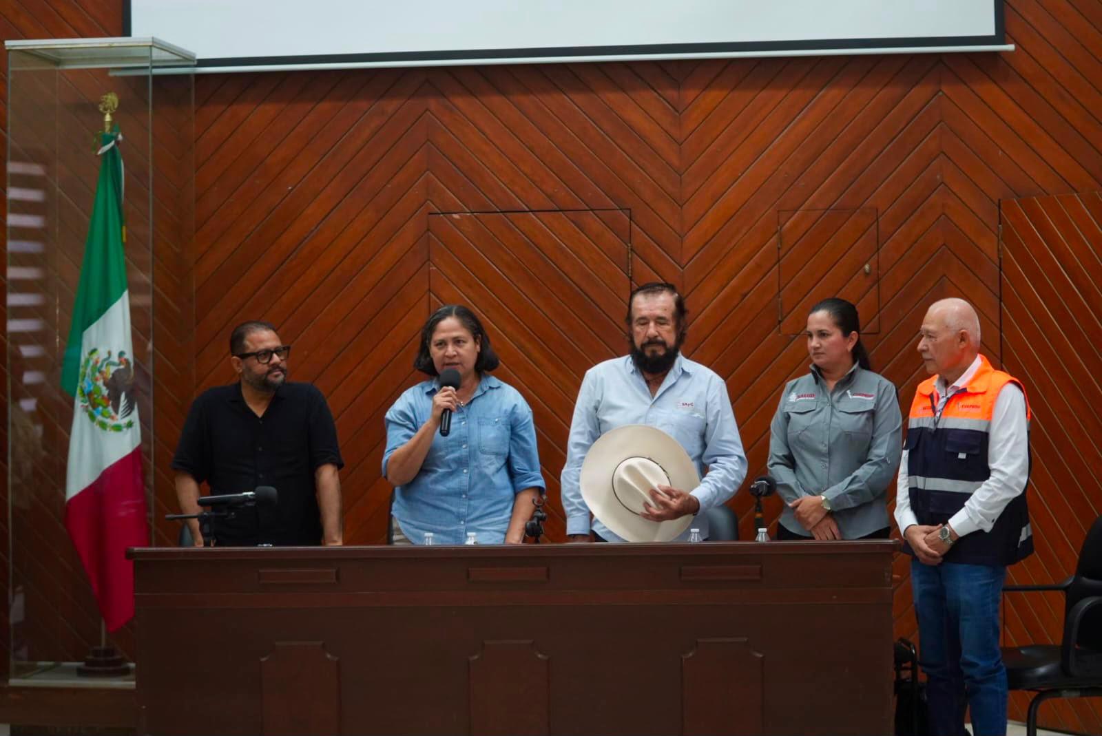 $!Analizan la sanidad animal y la protección de la producción pecuaria en Mazatlán