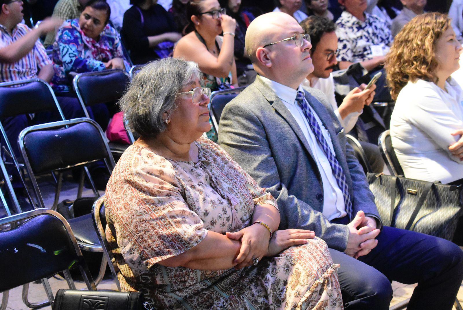 $!Informar sobre mecanismos de protección, estrategia para dar seguridad a periodistas, plantean en conversatorio