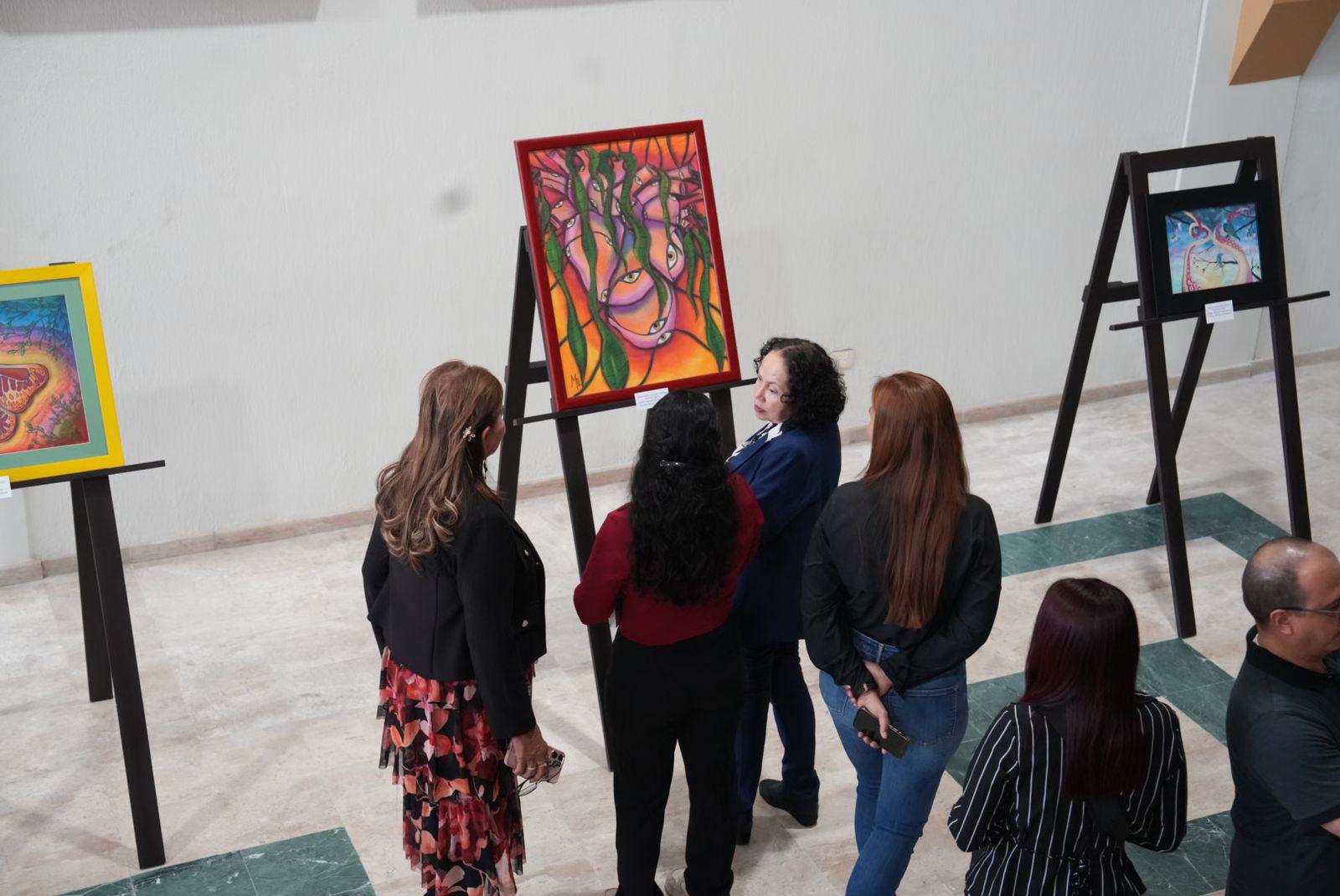 $!La obra se inauguró en el lobby del Congreso del Estado de Sinaloa.