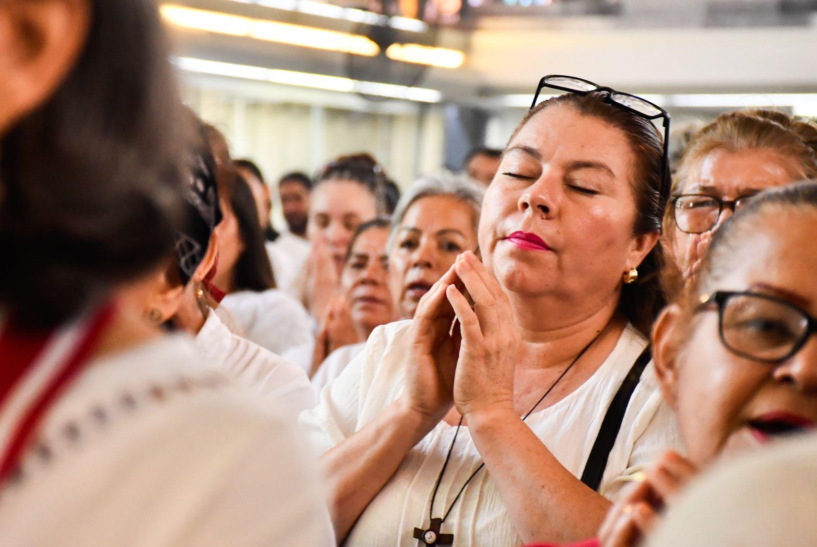 $!Respondamos con esperanza, unidad y fe: Obispo hace un llamado a recobrar la paz y unidad en Culiacán