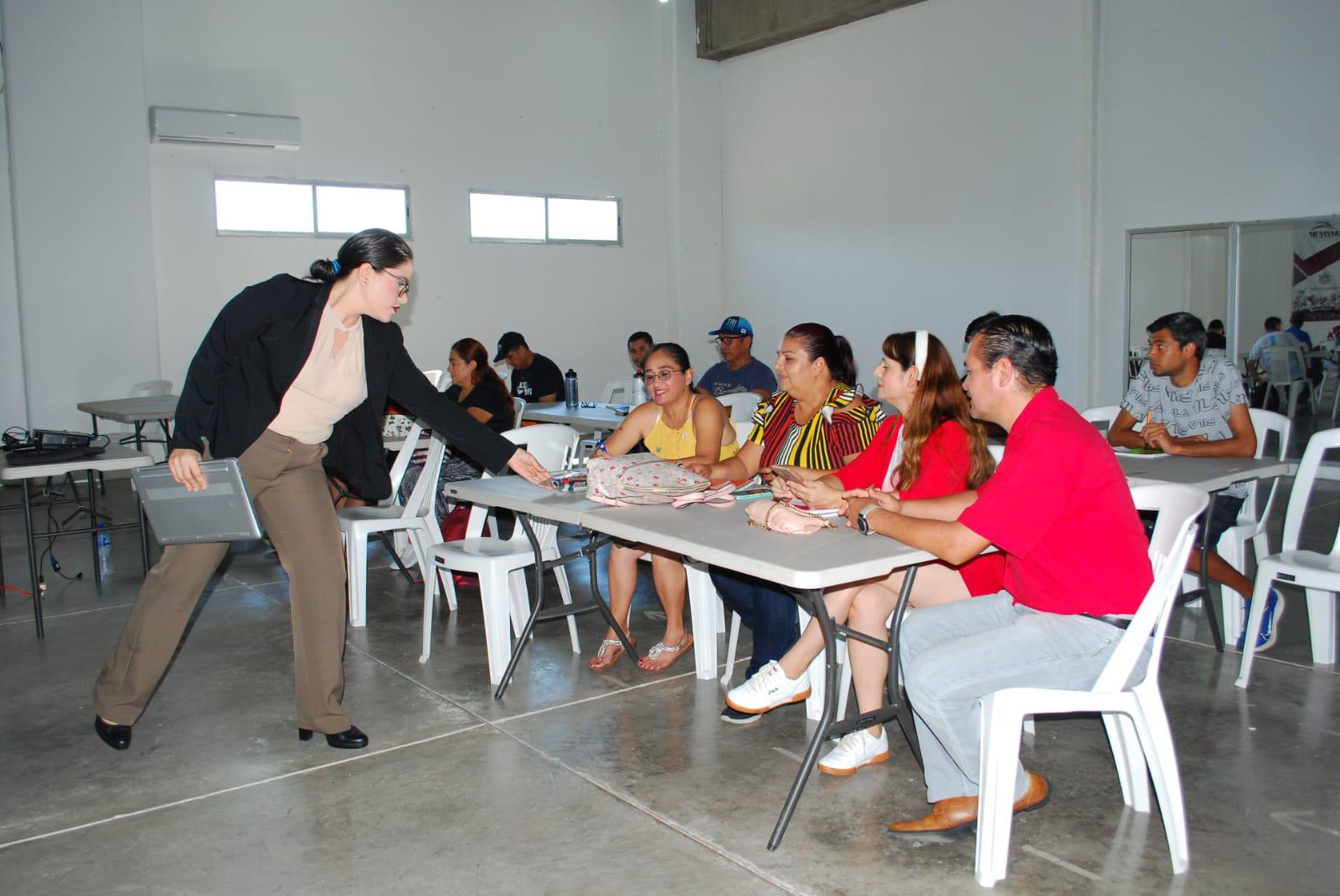 $!Aprenden entrenadores sobre Nutrición en la Actividad Física y el Deporte