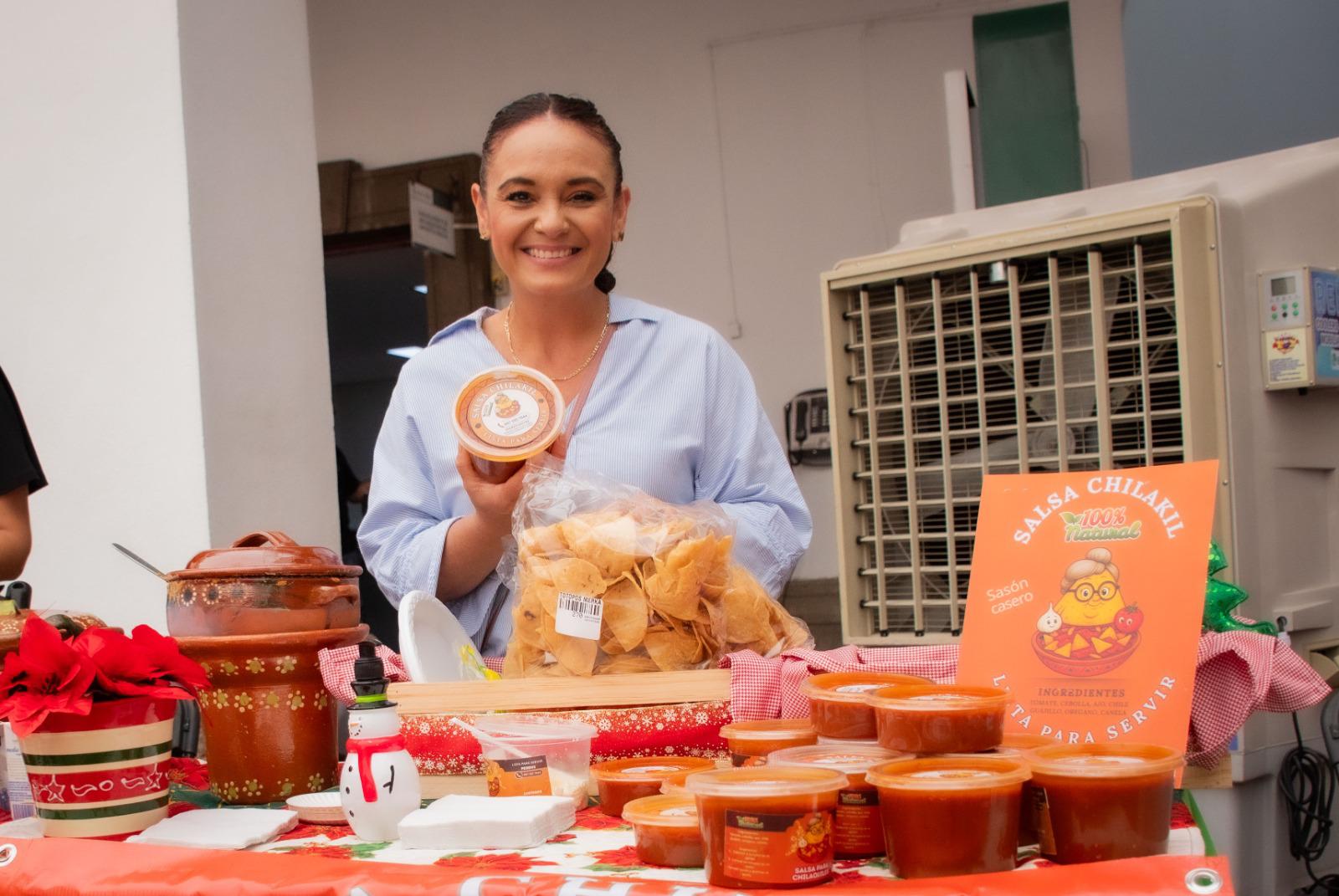 $!Bazar Navideño de Comuna en Culiacán cierra el 2025 con un centenar de mujeres emprendedoras