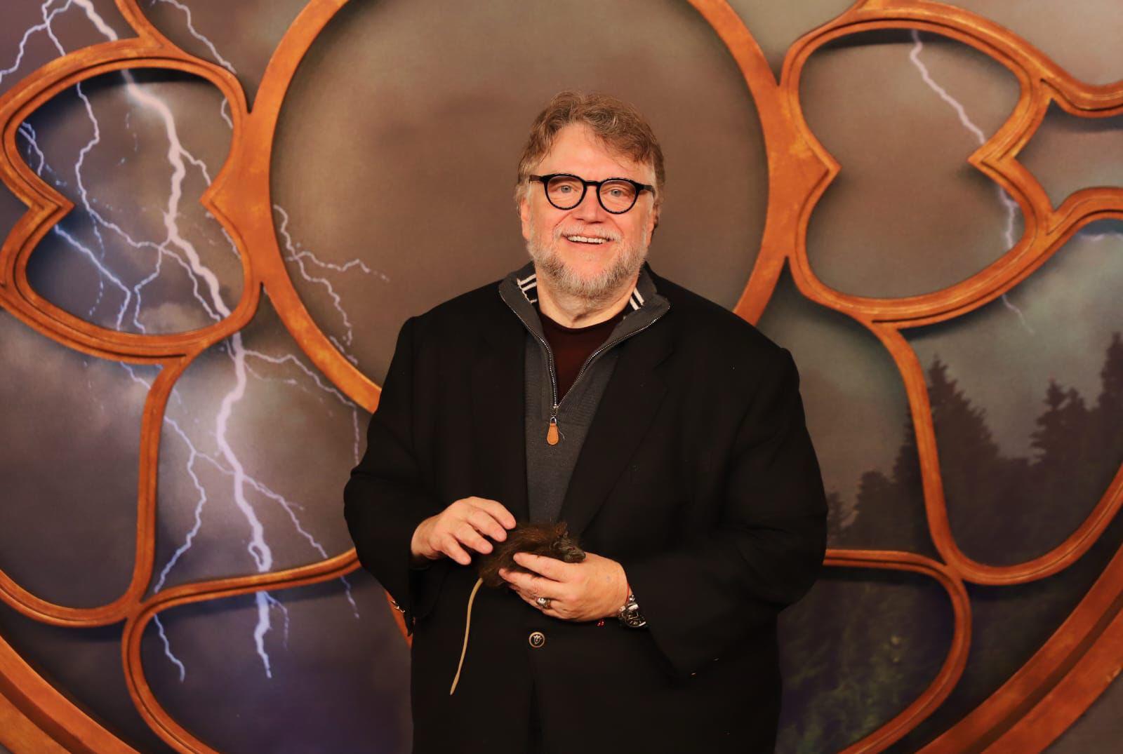$!’Frankenstein’ , de Guillermo del Toro se queda sin premios.