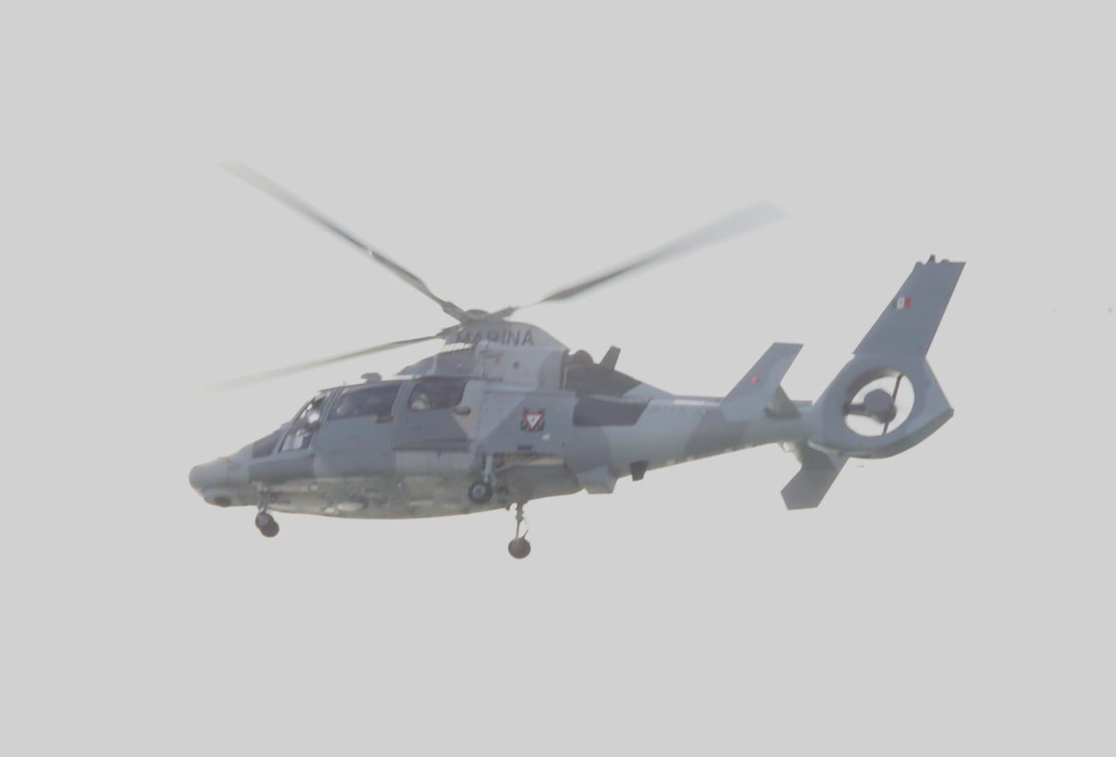 $!Realiza la Semar simulacro de rescate frente al Monumento al Pescador