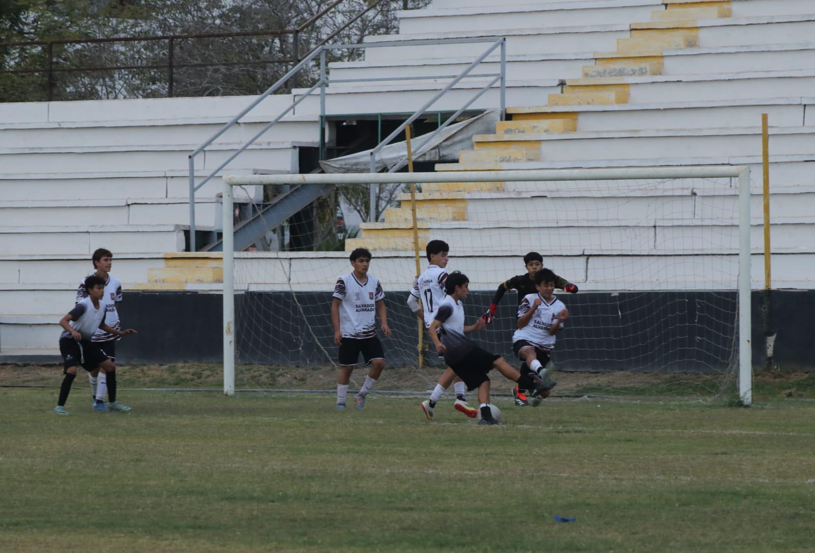 $!Mazatlán viene de atrás y vence a Salvador Alvarado para meterse en la pelea de medallas del estatal Conade